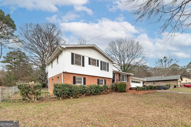 103 Creekmoor Way, Stockbridge, GA 30281