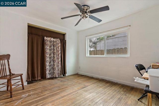 178 Army St, Pittsburg, CA 94565