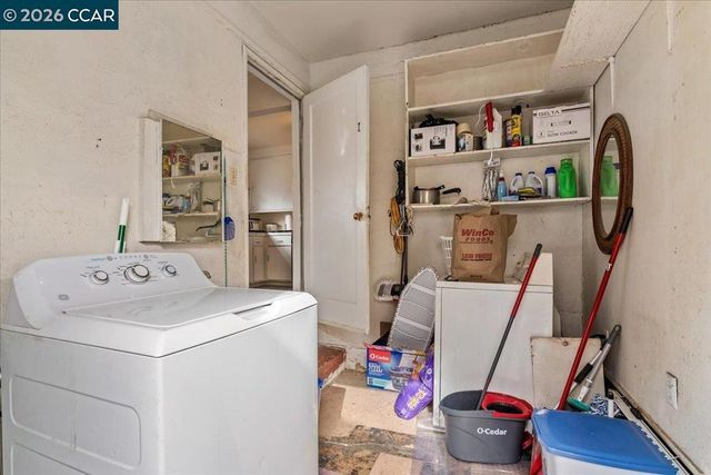 178 Army St, Pittsburg, CA 94565