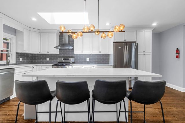 46 WEST 43RD ST, Bayonne, NJ 07002