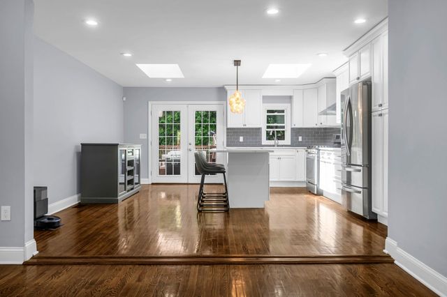 46 WEST 43RD ST, Bayonne, NJ 07002