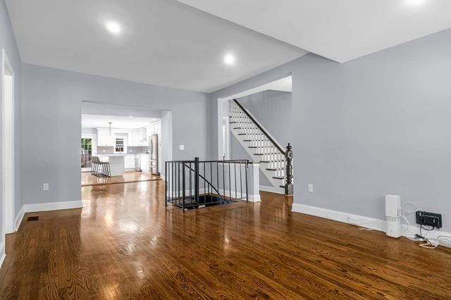 46 WEST 43RD ST, Bayonne, NJ 07002