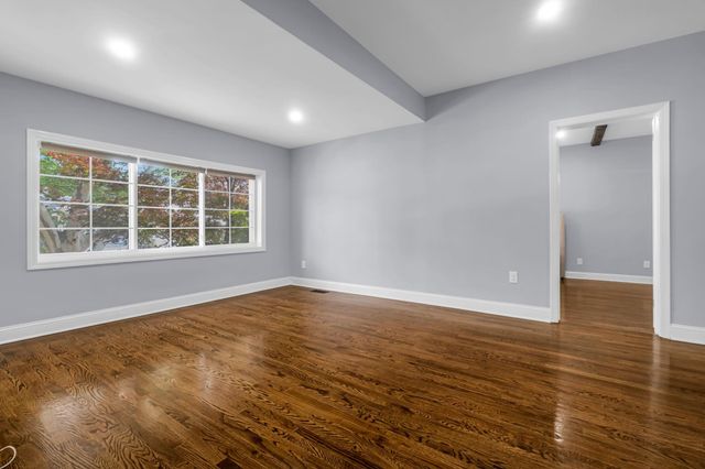 46 WEST 43RD ST, Bayonne, NJ 07002