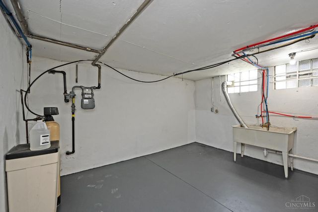 1403 Shenandoah Avenue, Cincinnati, OH 45237
