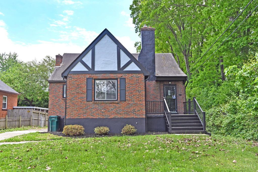 1403 Shenandoah Avenue, Cincinnati, OH 45237