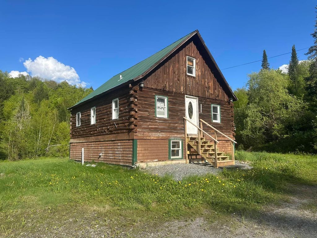 3342 East Hill Road, Wolcott, VT 05680