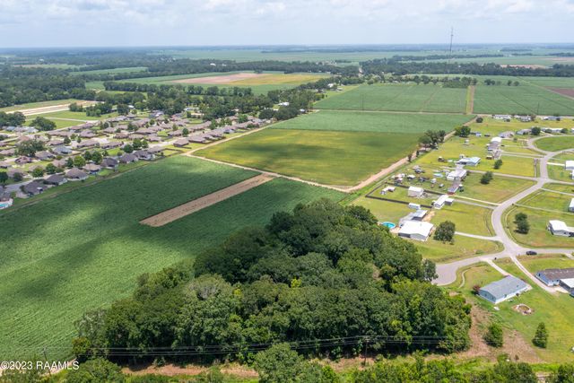 909 Oakcrest Drive, New Iberia, LA 70563