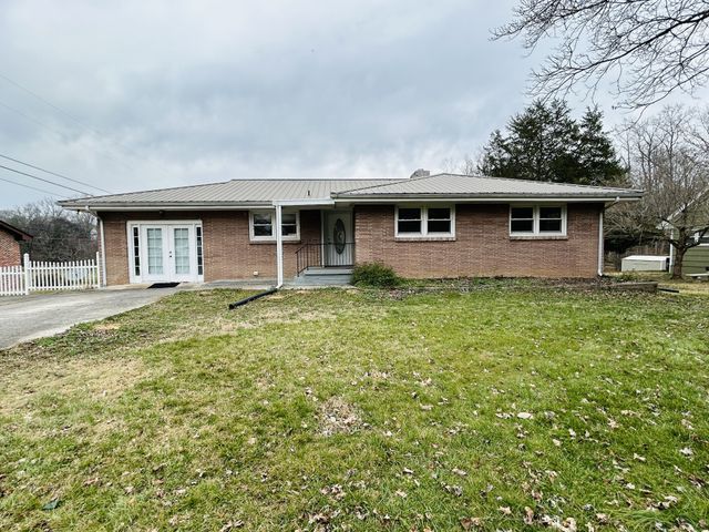 1301 Sycamore Dr, Manchester, TN 37355