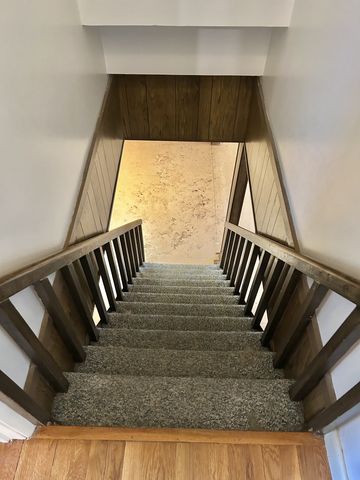 1301 Sycamore Dr, Manchester, TN 37355