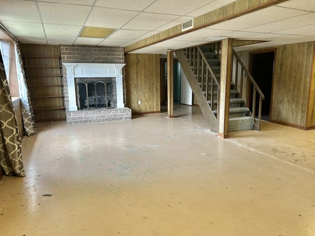 1301 Sycamore Dr, Manchester, TN 37355