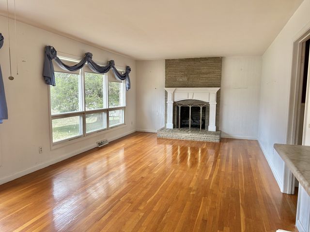 1301 Sycamore Dr, Manchester, TN 37355