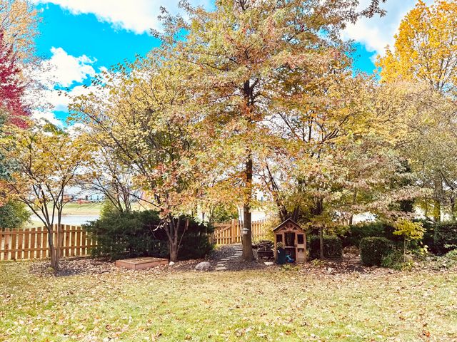 5287 Ashbrook Drive, Noblesville, IN 46062