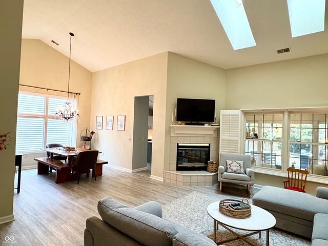 5287 Ashbrook Drive, Noblesville, IN 46062