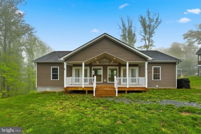 1104 HIGH TOP RD, Linden, VA 22642