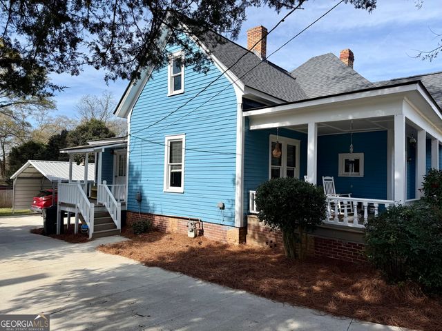 222 Church St, Elberton, GA 30635