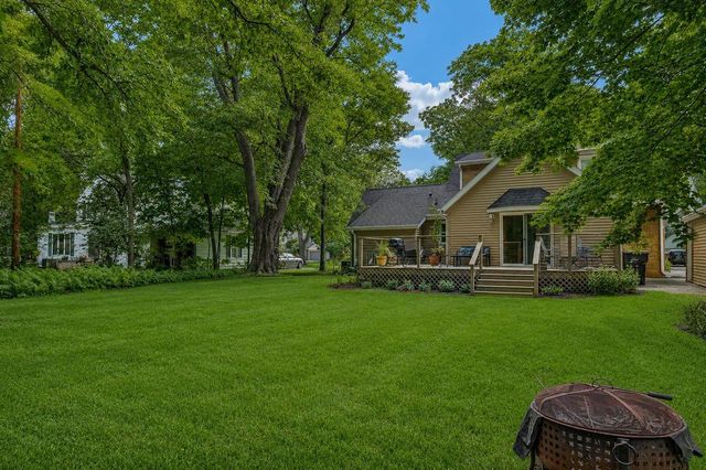 1661 Indian Road, Beloit, WI 53511