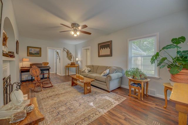 1661 Indian Road, Beloit, WI 53511