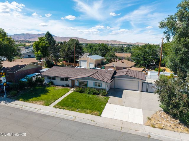 2501 Trentham Way, Reno, NV 89509