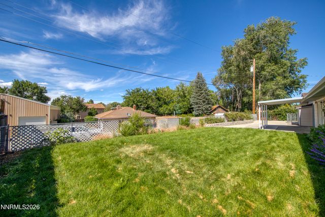 2501 Trentham Way, Reno, NV 89509