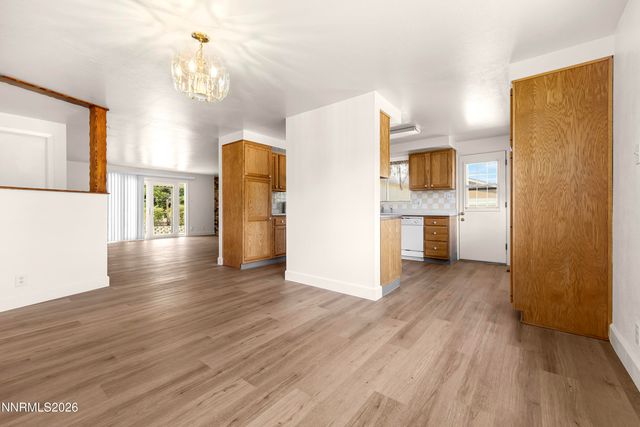 2501 Trentham Way, Reno, NV 89509
