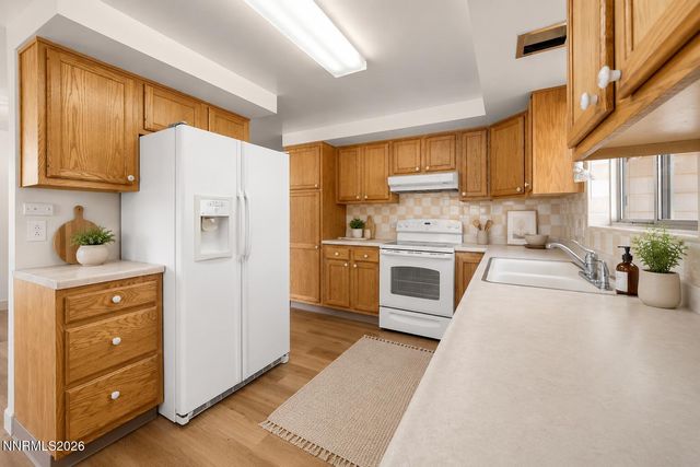 2501 Trentham Way, Reno, NV 89509