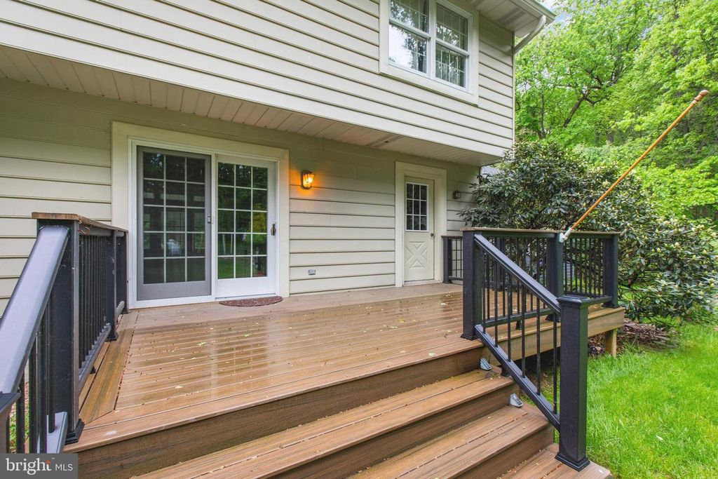 Image 17 of property listing at 5602 PATTERSON RD, Baldwin, MD 21013