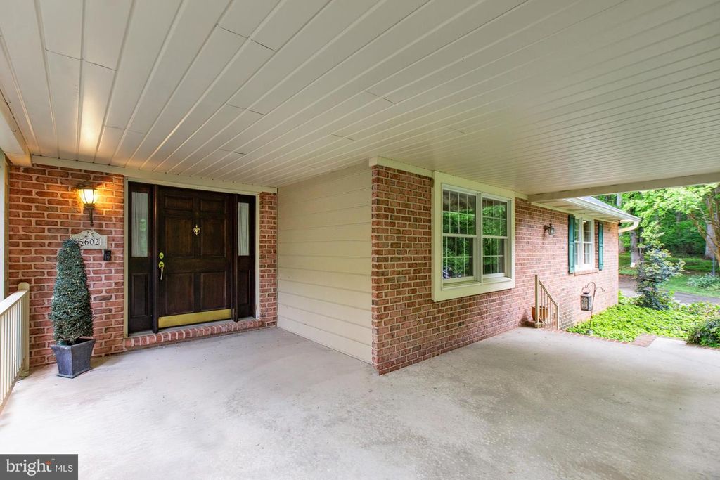 Image 26 of property listing at 5602 PATTERSON RD, Baldwin, MD 21013