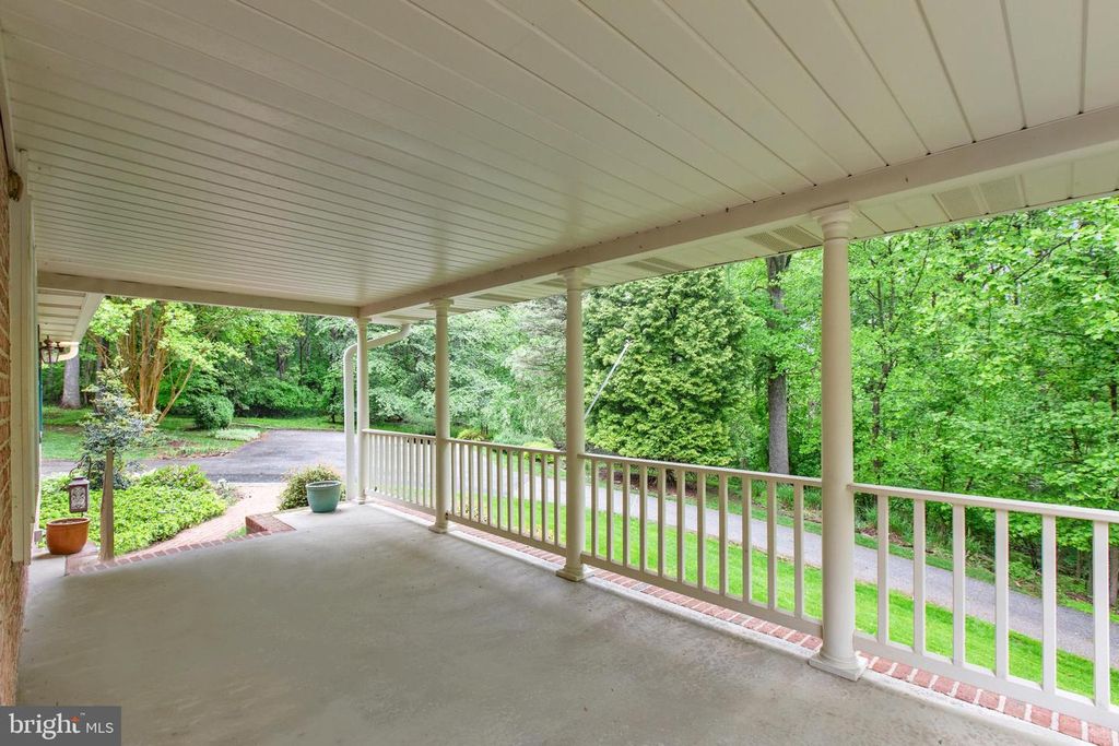 Image 27 of property listing at 5602 PATTERSON RD, Baldwin, MD 21013