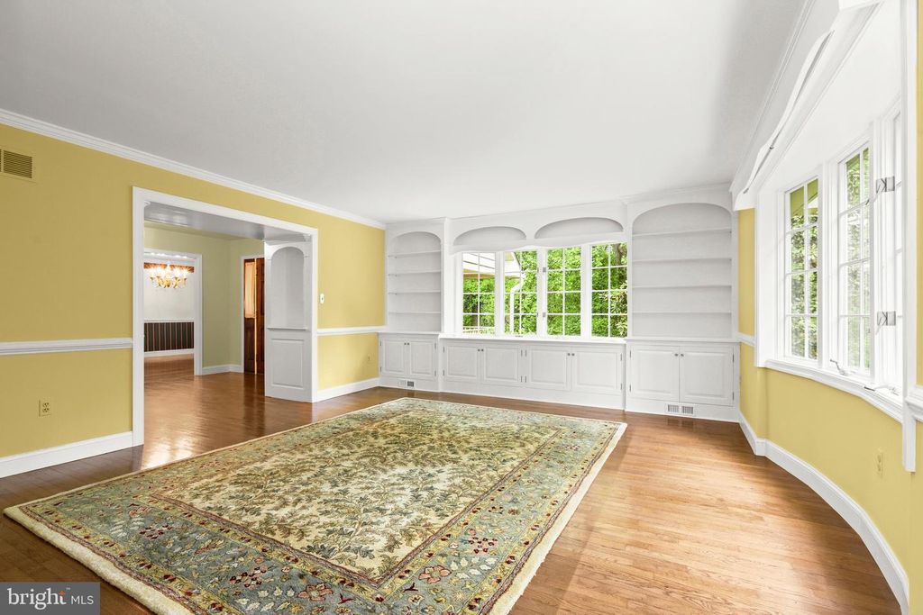 Image 32 of property listing at 5602 PATTERSON RD, Baldwin, MD 21013