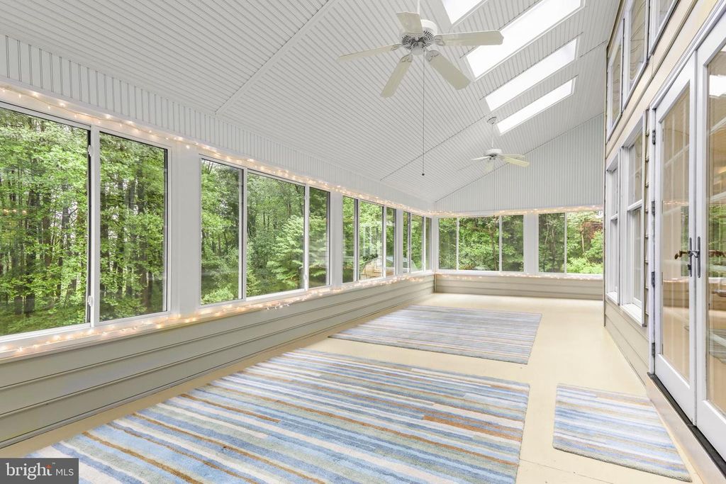 Image 47 of property listing at 5602 PATTERSON RD, Baldwin, MD 21013
