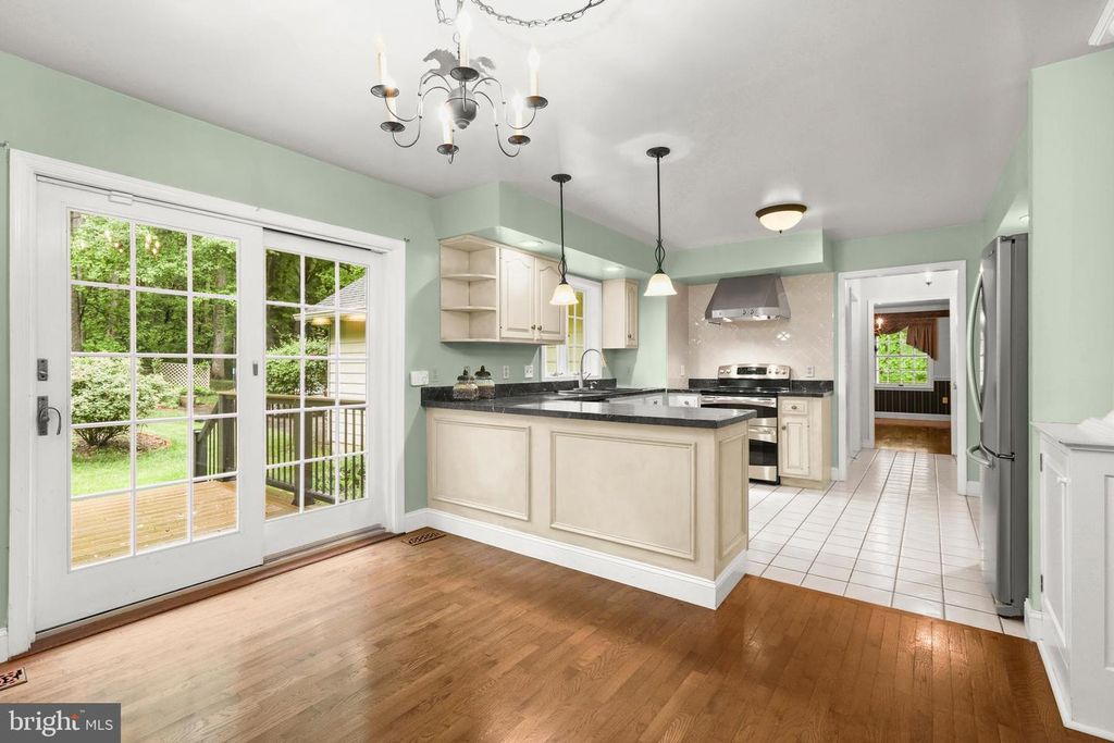 Image 48 of property listing at 5602 PATTERSON RD, Baldwin, MD 21013
