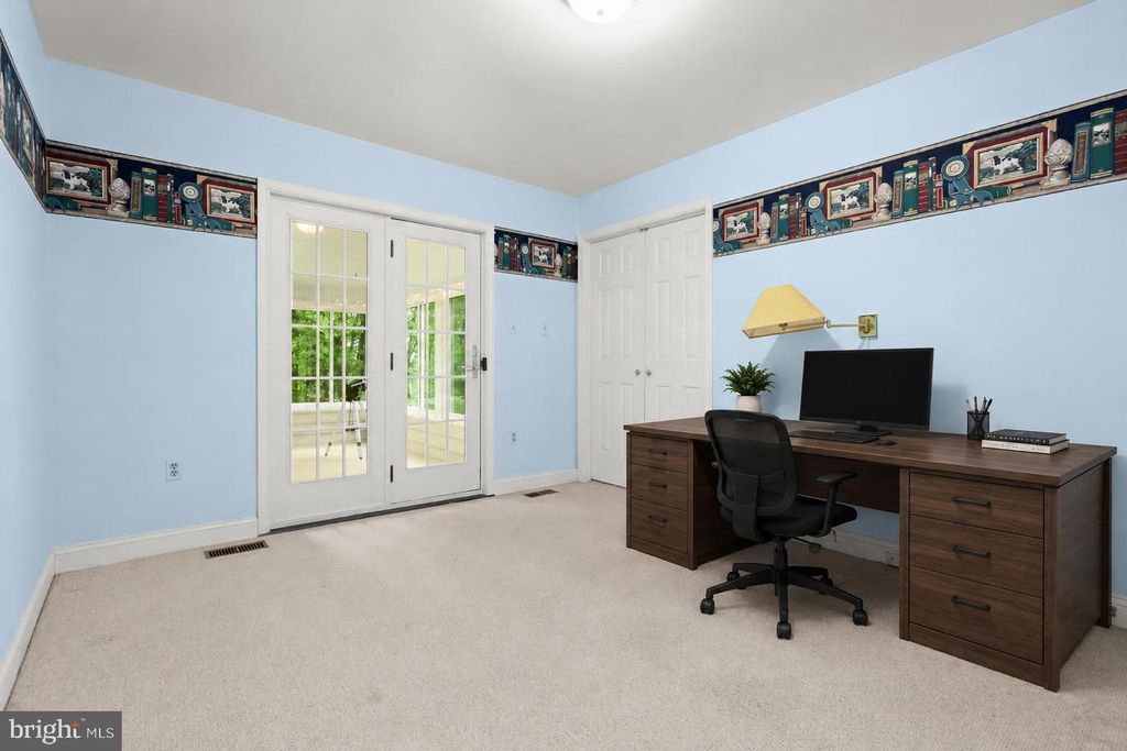 Image 60 of property listing at 5602 PATTERSON RD, Baldwin, MD 21013