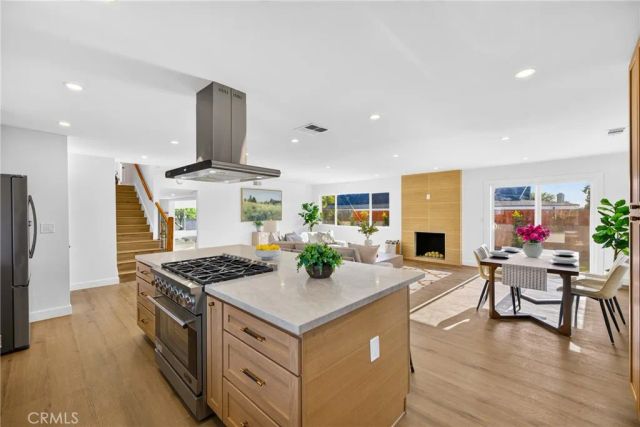 1482 N Grand, Orange, CA 92867