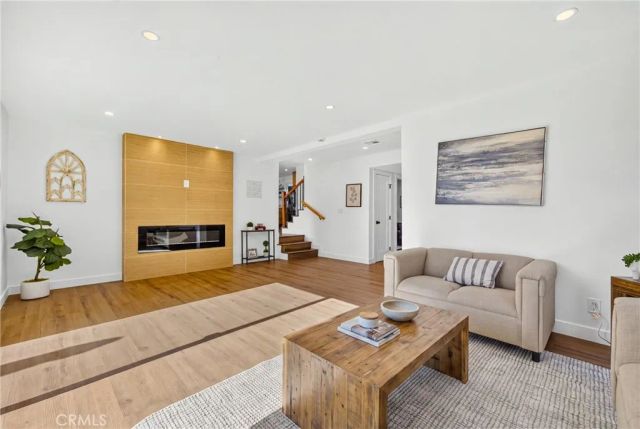 1482 N Grand, Orange, CA 92867