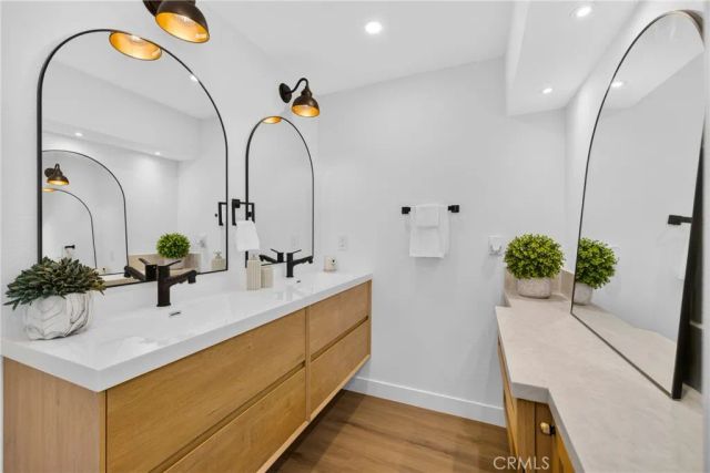 1482 N Grand, Orange, CA 92867