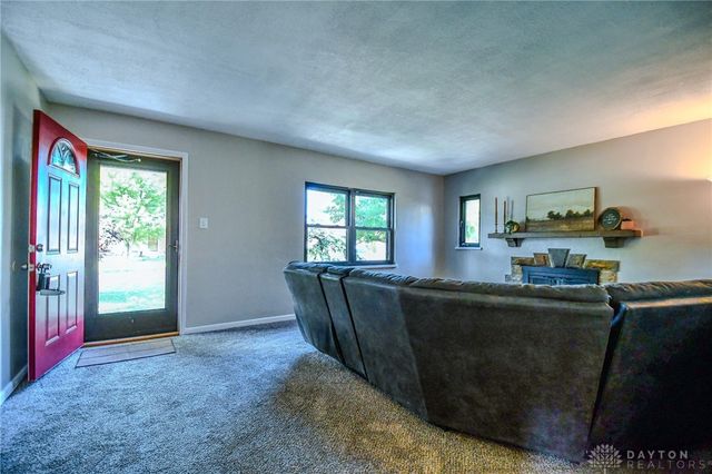 504 Schuyler Drive, Dayton, OH 45429