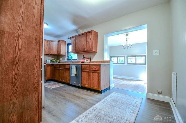 504 Schuyler Drive, Dayton, OH 45429