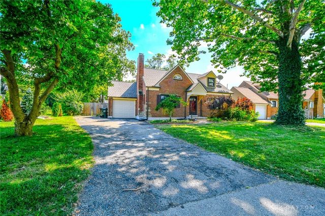 504 Schuyler Drive, Dayton, OH 45429