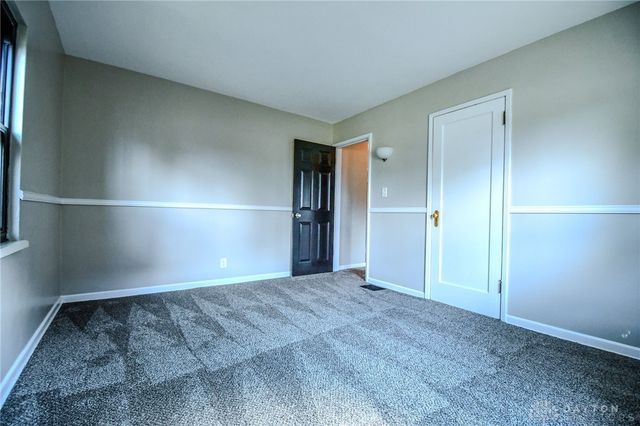504 Schuyler Drive, Dayton, OH 45429