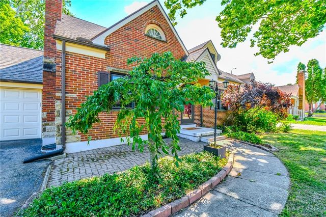 504 Schuyler Drive, Dayton, OH 45429