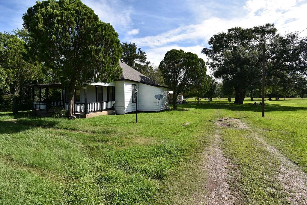 8421 Altimore Road, Needville, TX 77461