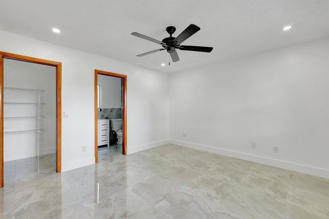 1124 SE Ladner Street, Port St. Lucie, FL 34983