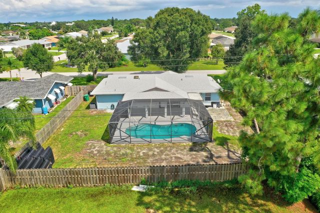 1124 SE Ladner Street, Port St. Lucie, FL 34983