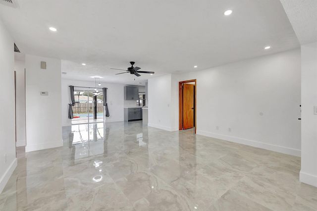 1124 SE Ladner Street, Port St. Lucie, FL 34983