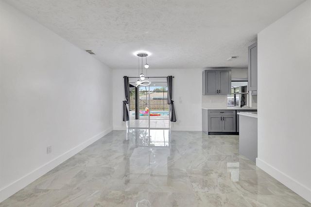 1124 SE Ladner Street, Port St. Lucie, FL 34983