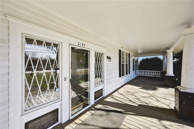 2140 N BROAD Street, Commerce, GA 30529