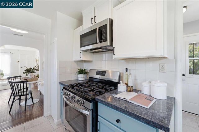 418 44Th St, Richmond, CA 94805