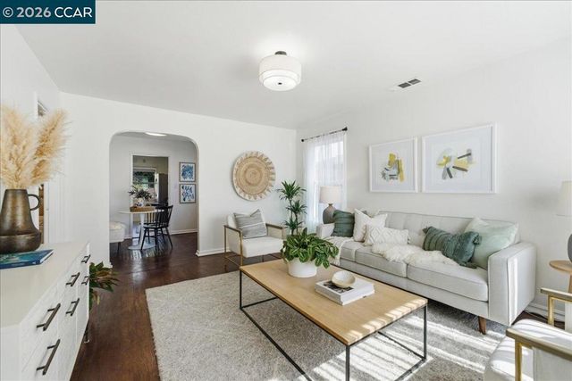 418 44Th St, Richmond, CA 94805