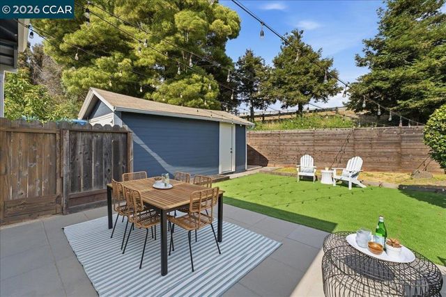 418 44Th St, Richmond, CA 94805