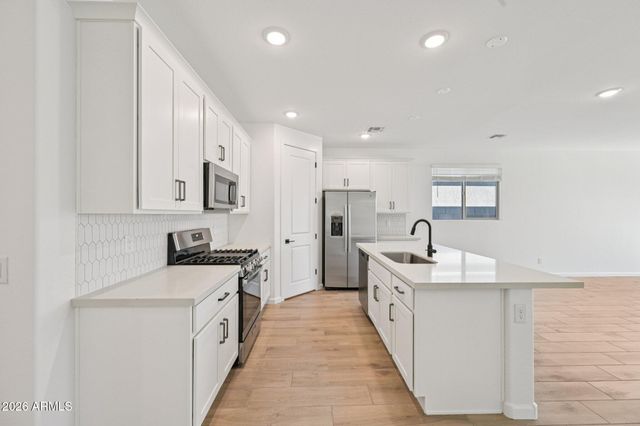 5530 W BUIST Avenue, Laveen, AZ 85339